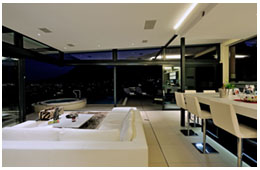 4 Personen Luxus Penthouse<br/> Kapstadt<br/> Foto- & Film-Location<br/> www.129onkloofnek.com